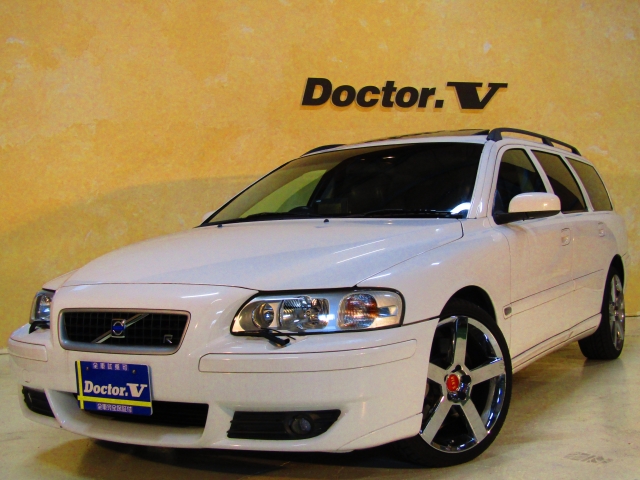 2003年　ボルボ　Ｖ７０Ⅱ　Ｄ車　右Ｈ　【特別限定車Ｒ　ＡＷＤ】０４モデル　★当店買取車★