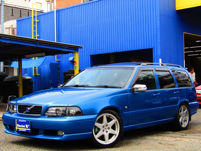 2000年　ボルボ　Ｖ７０Ⅰ　Ｄ車　右Ｈ　特別限定　Ｒ－ＡＷＤ　最終モデル２６５ｐｓ