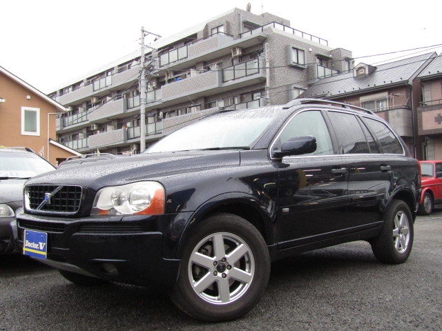 2005年　ボルボ　ＸＣ９０　Ｄ車　右Ｈ　２．５Ｔ　ＡＷＤ　ベージュ革　サンルーフ　乗車定員７名