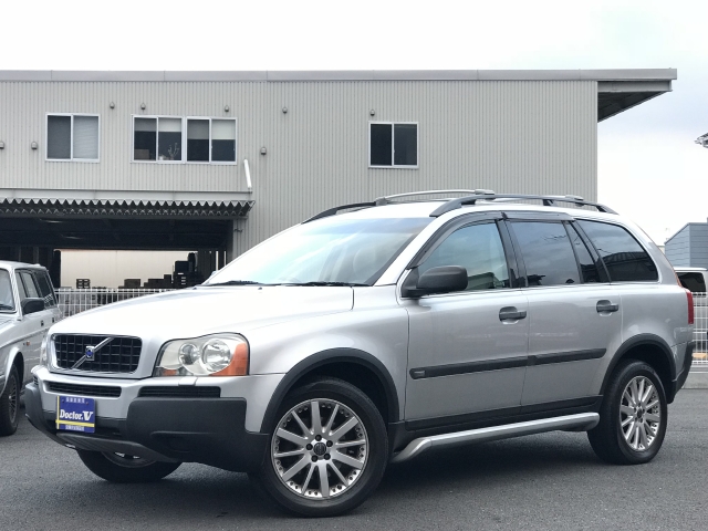 2004年　ボルボ　ＸＣ９０　Ｄ車　右Ｈ　２．５Ｔ　ＡＷＤ【サンルーフ・７名乗車】　記録簿・取説付