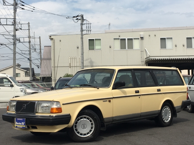 1988年　ボルボ　２４０ワゴン　Ｄ車　左Ｈ　ＧＬ　エステート　内装ッベージュ　ＥＴＣ　希少な左ハンドル